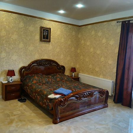 Апартаменты Аппартаменты с балконом Одесса Экстерьер фото